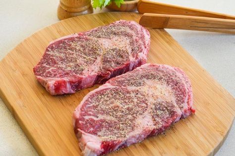 How to Cook Ribeye Steak in a Pressure Cooker How To Cook Ribeye, Power Pressure Cooker Xl Recipes, Pressure Cooker Steak, Power Cooker Recipes, Resep Steak, Cooking Ribeye Steak, Pressure Cooker Xl, Power Pressure Cooker, Pressure Cooking Recipes