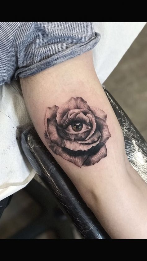 Rose With Eye Tattoo Design, Rose Tattoo With Eye In The Middle, Eye Tattoo Cover Up, Eye With Rose Tattoo, Eye In Rose Tattoo, Flower Eye Tattoo Design, Eyeball Rose Tattoo, Eye Rose Tattoo Design, Rose Eye Tattoo Design