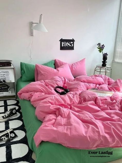 Shop Eclectic at Ever Lasting. Best stylish bedding sets. Enjoy stylish bedding sets at affordable prices. Enjoy free US and international shipping. Block Bedrooms, Maximalist Bedding, Maximalist Bed, Bedding Set Green, Stylish Bedding, Bed Sheet Sizes, Casa Vintage, Eclectic Bedroom, Casually Elegant