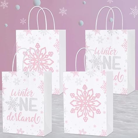 Winter Onderland Party Favors, Winter Onederland Party Favors, Winter Onderland Birthday, Fall Party Favors, Baby Shower Gift Favors, Paper Treat Bags, Birthday Party Favor Bags, Winter Party Themes, 1st Birthday Favors