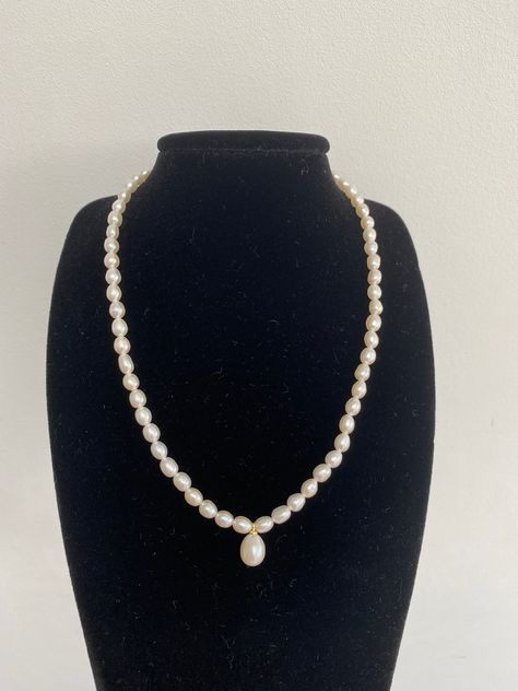 Simple Neat Freshwater Pearl Choker Necklace, Small Rice White Pearl Rope Necklace for Her, Gold Lustre Freshwater Pearl Necklace, AAA Pearl by EVEUnitedKingdom on Etsy Pearl Rope, Rice White, Pearl Jewels, Freshwater Pearl Jewelry, Trending Necklaces, Necklace For Her, White Pearl Necklace, Baroque Pearl Necklace, Pearl Choker Necklace