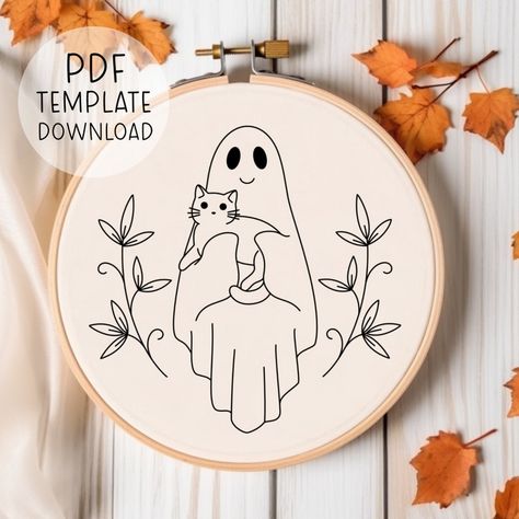 Ghost Cat Embroidery, Simple Halloween Embroidery Designs, Fairy Embroidery Patterns, Embroidery Patterns Halloween, Halloween Embroidery Patterns, Halloween Hand Embroidery, Cat Embroidery Pattern, Lover Embroidery, Embroidery Guide