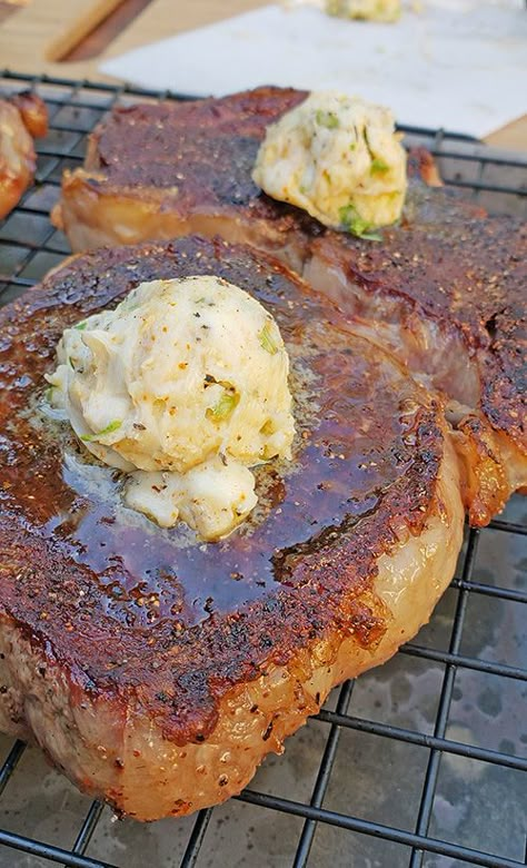 Recipe for ribeye steak with cajun compound butter Cajun Steak Marinade, Cajun Steak Recipes, Sauce For Ribeye Steak, Seasoned Butter For Steak, Cajun Compound Butter, Butter For Steaks, Creole Butter Recipe, Cajun Butter Recipe, Steak Butter Recipe