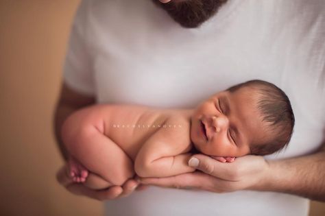 . Rachel Vanoven Photography, Photographer Inspiration, Newborn Lifestyle Session, Newborn Poses, Newborn Posing, Lifestyle Newborn, Family Relationships, Newborn Session, Kids Pictures