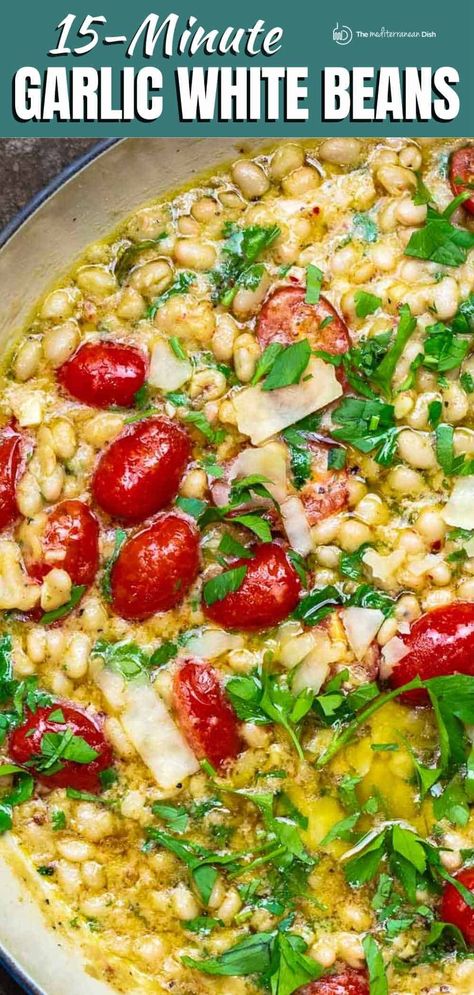 Italian Kitchen Ideas, White Beans Recipe, Omelette Recipes, Cannellini Beans Recipes, White Bean Recipes, Mediterranean Diet Recipes Dinners, Easy Mediterranean Diet Recipes, Meatless Dinner, Beans Recipe