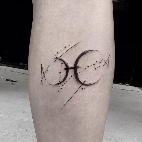 Pieces Zodiac Tattoo Small, Pisces Men Tattoo, Pices Constellation Tattoo Stars, Pieces Zodiac Tattoo For Men, Pieces Zodiac Tattoo Men, Dark Pisces Tattoo, Pisces Tattoo Men, Pices Zodiac Tattoo For Men, Pisces Tattoo Designs Men