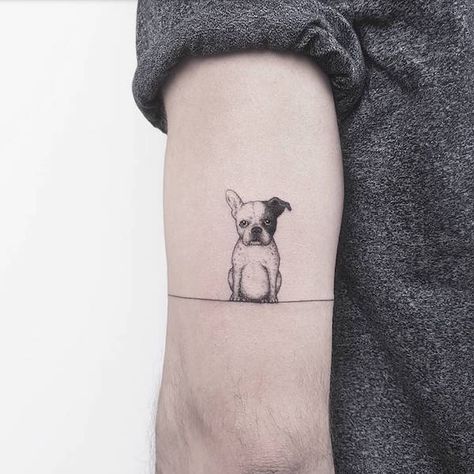 Former Cartoonist Creates Tiny Tattoos of Simply Adorable Characters and Scenes Small Dog Tattoo, Geometric Dog Tattoo, Bulldogge Tattoo, Tatoo Dog, Small Dog Tattoos, French Bulldog Tattoo, Tier Tattoo, Bulldog Tattoo, Dog Memorial Tattoos