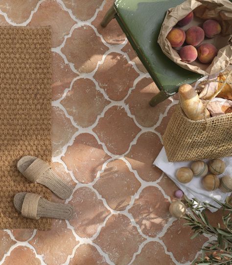 Tiled Hallway Ideas, Terracotta Tiles Bathroom, Uk Furniture, Terracotta Floor Tiles, Arabesque Tile, Terracotta Floor, Bamboo Mirror, Encaustic Tile, Mediterranean Garden