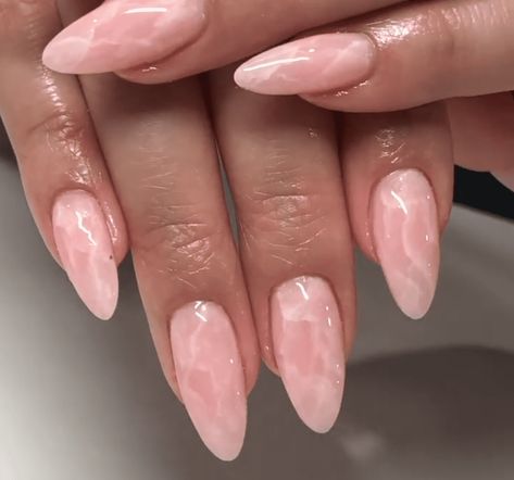 20 Chic and Sweet Bubble Bath Manicure Ideas Bubble Bath Nails, Opi Bubble Bath, Bubble Nails, Bella Nails, Chic Nail Art, Manicure Ideas, Neutral Nails, Hair Fragrance, Chic Nails