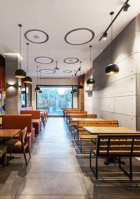 Fast Food Restaurant Design Small, Small Restaurant Interior, Fast Food Restaurant Design, Small Restaurant Design, Modern Restaurant Design, Architecture Restaurant, Bakery Design Interior, Small Restaurant, Restaurant Decoration