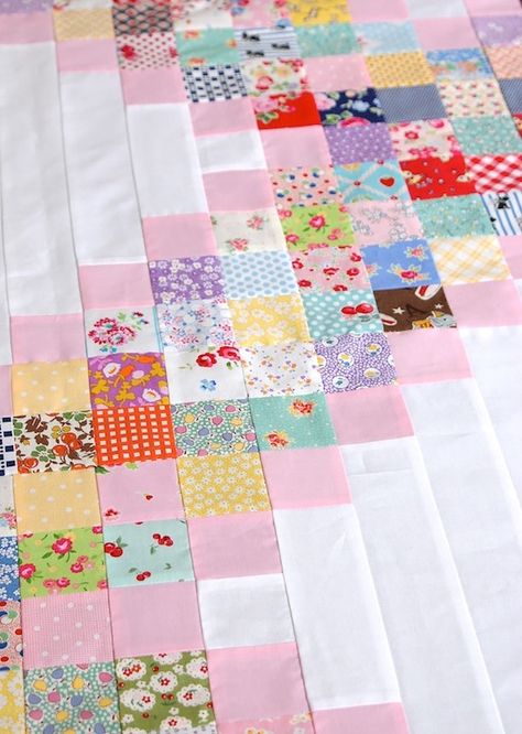 MessyJesse - a quilt blog by Jessie Fincham: Scrappy Irish Chain Quilt Pattern Scrappy Irish Chain Quilt, Scrappy Irish Chain, Irish Chain Quilt Pattern, Postage Stamp Quilt, Irish Chain Quilt, Scrappy Quilts, Free Quilting, Quilting Tips, Quilt Block Patterns