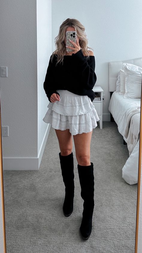 Boots And Skirt Winter Outfit, Ruffle Skirt Sweater Outfit, Boots And Skirts Outfits Autumn, Sweaters With Skirts Outfit, Winter Sweater And Skirt Outfit, Fall Sweater And Skirt Outfit, Fall Outfits Nashville, Flowy Skirt With Sweater, Fluffy Skirt Outfit