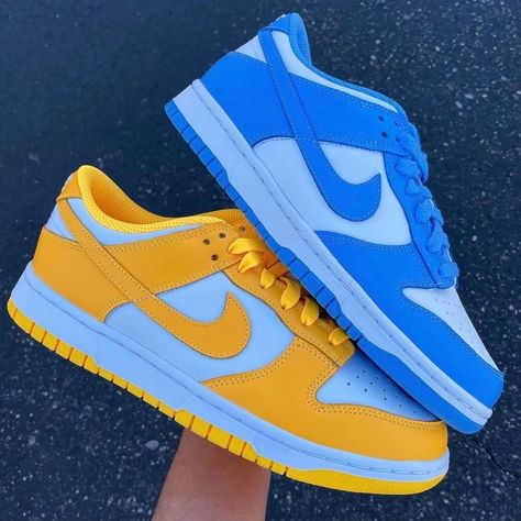 Colorful Dunks, Nike Dunks Outfit Woman Street Styles, Yellow Dunks, Dunks Panda, Nike Dunks Outfit, Dunks Shoes, Nike Dunks Low, Nike Shoes Blue, Dunks Outfit