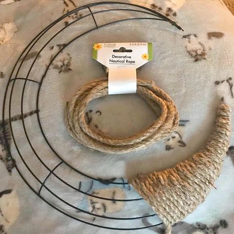 Crescent Moon Wreath, Moon Wreath, Moon Crafts, Dollar Tree Fall, Wire Wreath Forms, Wreath Form, Diy Dollar Tree Decor, Witchy Crafts, Dollar Tree Decor