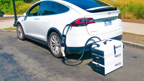 SparkCharge Introduces 'The Roadie' Portable EV Charging System Ev Charging App, Electric Car Charging Station Design, Electric Car Charging Station, Car Conversion, Tesla Battery, Electric Car Charger, Ev Charging Stations, Ev Chargers, Electric Vehicle Charging