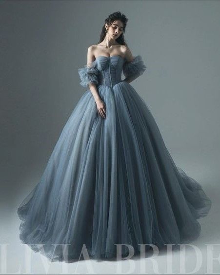 Debut Gowns, Blue Ball Gown, 2023 Prom, Pretty Quinceanera Dresses, Gowns Dresses Elegant, 파티 드레스, Elegant Prom Dresses, Blue Ball, Princess Ball Gowns