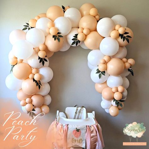 Peach Balloon Garland, Baloon Garland, One Sweet Peach, Birdie Birthday, Peach Birthday, Baby First Birthday Themes, First Birthday Balloons, Peach Baby Shower, Peach Party