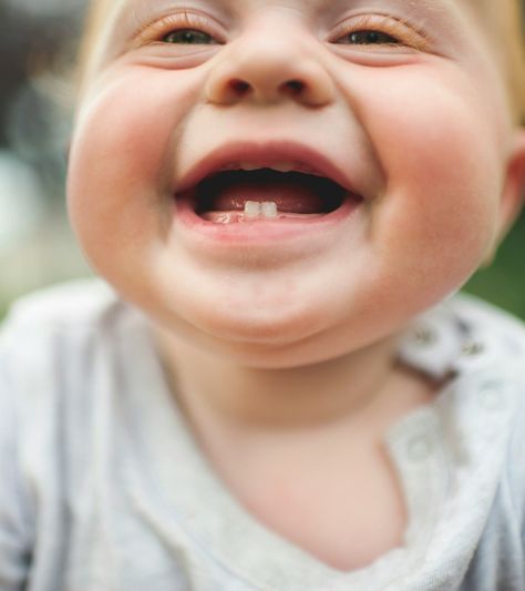 60 Baby Milestone Instagram Captions, From First Smiles To Steps First Tooth Quotes Baby, Sweet Tooth Quotes, Teeth Quotes, Smile Captions, Baby Captions, Teething Stages, Baby Toothbrush, Baby's First Step