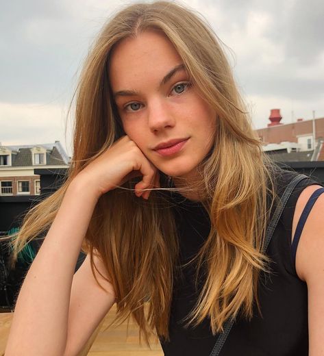 Estella Boersma Estella Boersma, Waist Length Hair, Pose Reference Photo, Waist Length, Pose Reference, Hair Lengths, Dream Closet, Long Hair Styles, Hair Styles