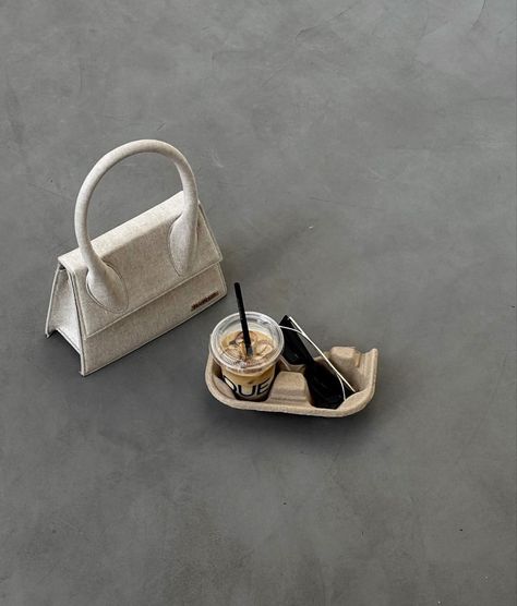 Purse Photoshoot Ideas, Bag Photoshoot, Tiny Steps, Minimal Wardrobe, Cream Aesthetic, Classy Aesthetic, Aesthetic Coffee, Bags Aesthetic, Beige Aesthetic