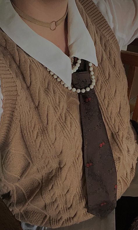 Sweater Vest And Tie Women, Tie With Sweater, Mens Sweater Outfits Aesthetic, Sweater Vest And Tie Outfit Men, Necktie Outfit Aesthetic, Vest Men Aesthetic, Vest And Tie Outfit, Librarian Outfit Men, Necktie Aesthetic