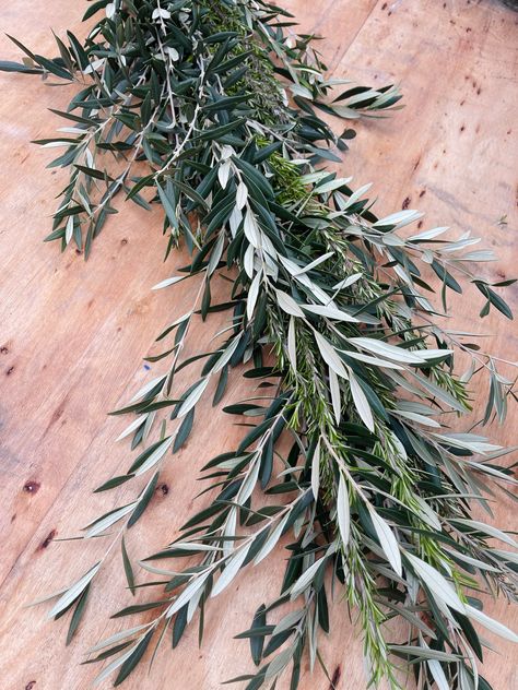 Fresh Rosemary - Olive Garland All orders can be customized. This garland is suggested to be used in a fresh condition for special events only. We ship FedEx to ensure the freshest garland on Etsy. (delivery available Tuesday-Friday) Bulk discount available and customization available. We stock all California grown greens.  If needed for a specific event/wedding, please note your desired arrival date in the special instruction box during check out. We suggest receiving your garland 1-2 days befo Herb Garland, Rosemary Garland, Olive Garland, Fresh Garlands, Fresh Olives, Flower Types, Floral Styling, Greenery Garland, Same Day Flower Delivery