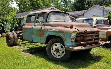 Tri-Door Tri-Five: 1957 Chevrolet Crew Cab #Stories, #Trucks #Chevrolet - https://barnfinds.com/tri-door-tri-five-1957-chevrolet-crew-cab/ 57 Chevy Trucks, Trucks Chevy, Dually Trucks, 1957 Chevy, Panel Truck, Antique Trucks, 1957 Chevrolet, Gm Trucks, Chevy Pickups