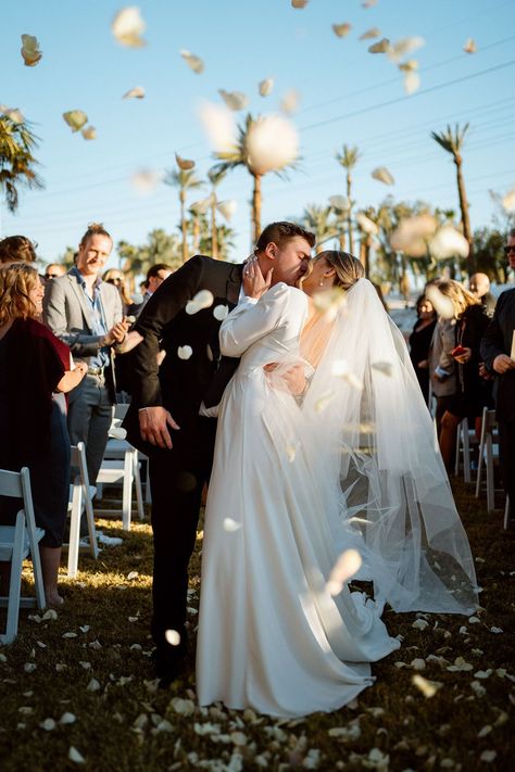 Rose Petals Thrown At Wedding, Middle Of The Isle Kiss, Wedding Throwing Petals, Rose Petal Exit Wedding, End Of Isle Kiss Wedding, Isle Dip Kiss Wedding, Petals Thrown At Wedding, Kiss The Bride Pictures, End Of Aisle Kiss