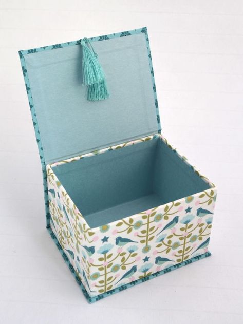 Secret Box Diy, Shoe Box Crafts, Fabric Covered Boxes, Furniture With Storage, Cardboard Storage, Cardboard Box Crafts, Diy Storage Boxes, Secret Box, Secret Storage