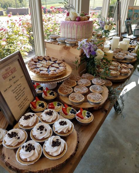 Mini Pie Table Wedding, Fall Wedding Dessert Table Pie Bars, Pie Bar At Wedding, Hand Pie Wedding Display, Pie Instead Of Wedding Cake, Pastry Bar Wedding, Make Your Own Pie Bar, Pie Dessert Table Wedding, Mini Pie Dessert Table