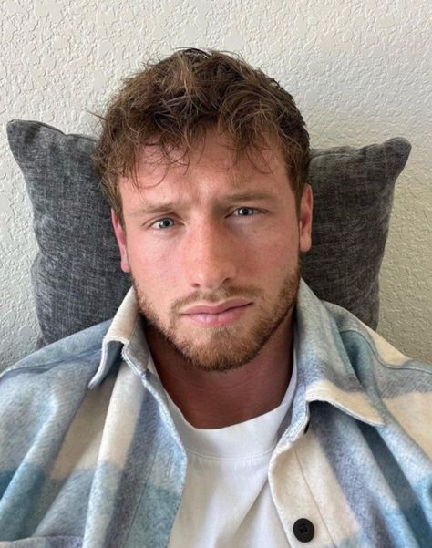 Face Claims Older, Men Face Claims, Hot Rugby Players, Mustache Men, Michael Roberts, New Photo Download, Muddy Waters, Reaction Face, Photo To Video