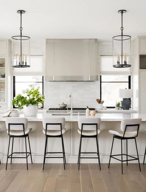 white-kitchen-island-lights-chairs-5 White Kitchen Bar Stools, Seating In Kitchen, Modern Bar Stools Kitchen, Island Bar Stools, Island Chairs, Island Stools, Bar Stools Kitchen Island, White Kitchen Island, Apartment Decoration