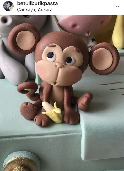 Watercolor Cake Tutorial, Fondant Animals Tutorial, Monkey Birthday Cakes, Doodle Cake, Fondant Cake Tutorial, Animal Birthday Cakes, Fondant Figures Tutorial, Bottle Cake, Monkey Cake