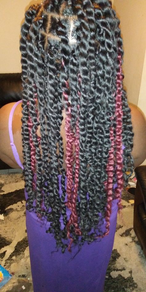 Passion Twist rubber band method by NeekoXOXO Passion Twist Rubber Band Method, Twist Rubber Band Method, Crochet Passion Twist, Rubber Band Method, Rubber Band, Rubber Bands, Natural Hair, Natural Hair Styles, Twist