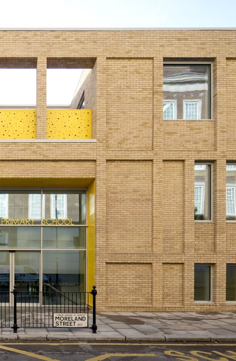 Moreland School gets shortlisted for a Brick Award - HaverstockHaverstock Brick School Architecture, Elementary School Architecture, Bricks Architecture, Building Cladding, Brick Extension, Interior Brick, Orange Brick, Renovation Architecture, Brick Cladding