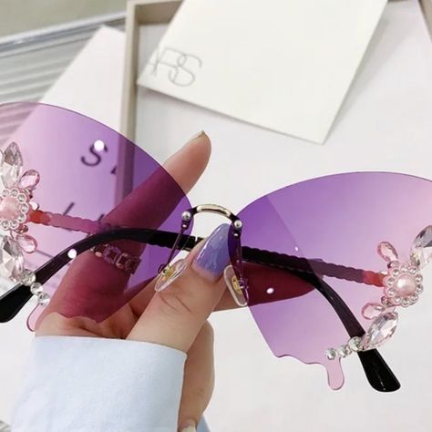 Embellished Tinted Purple Sunglasses Cloud Glasses, Hanging Tassels, Novelty Sunglasses, Purple Sunglasses, Diamond Butterfly, Closet Accessories, Stylish Glasses, Summer Sunglasses, Butterfly Sunglasses