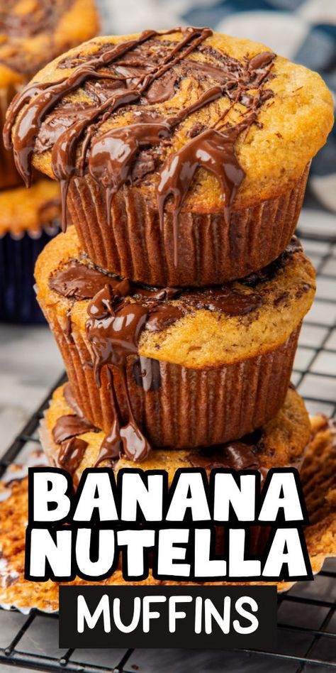 Best banana Nutella muffin recipe Nutella Muffins Recipes, Banana Nutella Dessert Recipes, Banana Nutella Cupcakes, Oatmeal Raisin Muffins, Nutella Swirl Banana Muffins, Banana Nutella Muffins, Hazelnut Filling, Nutella Filling, Nutella Muffins