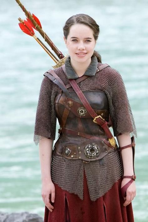 Narnia Dresses, Narnia Costumes, Susan Pevensie, Narnia Prince Caspian, Peter Pevensie, Lucy Pevensie, Anna Popplewell, Pictures Of Anna, The Chronicles Of Narnia