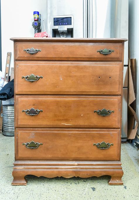 Transform and modernize a dated 80's dresser into the perfect distressed chest! #paintedfurniture #furnituremakeover #diyfurniture #milkpaint #generalfinishes #distressedfurniture #bluefurniture #thriftymakeover 80s Dresser Makeover, Milk Paint Dresser, Refinished Dresser Diy, Orange Dresser, Dresser Flips, Chest Of Drawers Makeover, Maple Furniture, Dollar Diy, Dresser Refinish