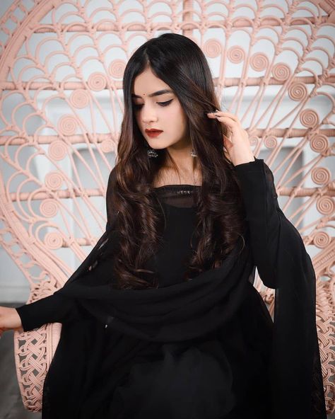 Girls Dpz Black, Anjali Arora, White Prom Dress Long, Neha Jethwani, Dress Pic, Girls Black Dress, Fashion Model Photography, Bridal Dress Fashion, Girl Attitude