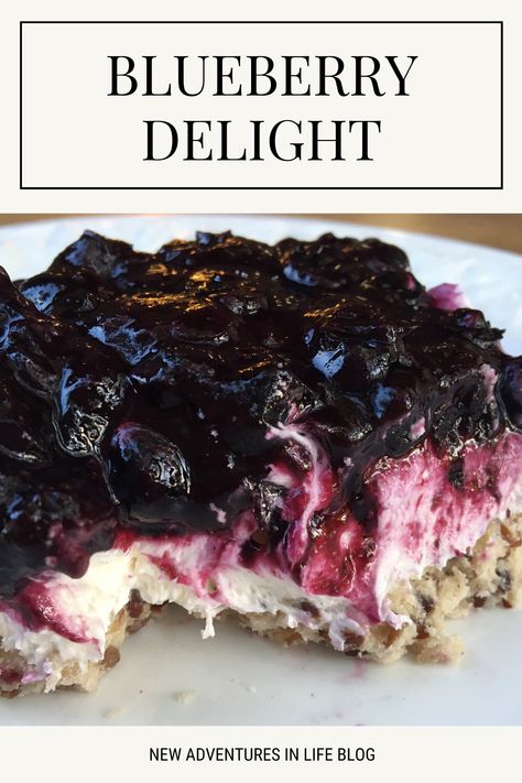 Blueberry Delight Dessert, Easy Blueberry Desserts, Dessert Blueberry, Blueberry Crunch, Blueberry Recipe, Blueberry Yum Yum, Delight Dessert, Blueberry Desserts Recipes, Blueberry Delight