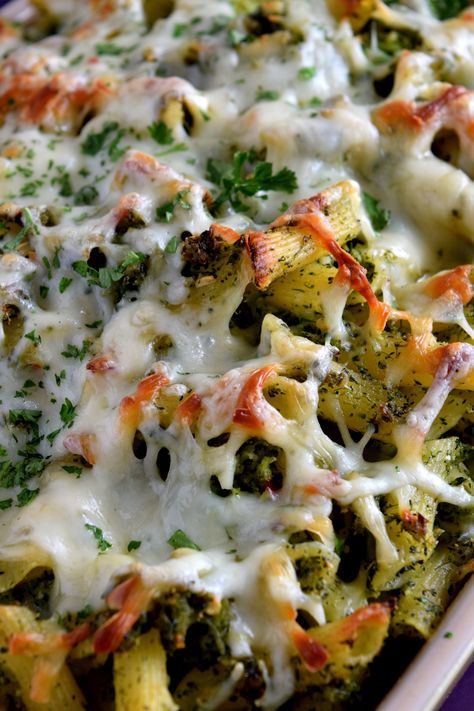 Baked Pasta with Broccoli Pesto and Mozzarella - Lord Byron's Kitchen Pasta Bake Recipes, Pesto And Mozzarella, Pasta With Broccoli, Broccoli Pesto, Filled Pasta, Baked Pasta, Baked Pasta Recipes, Broccoli Pasta, Bake Recipes