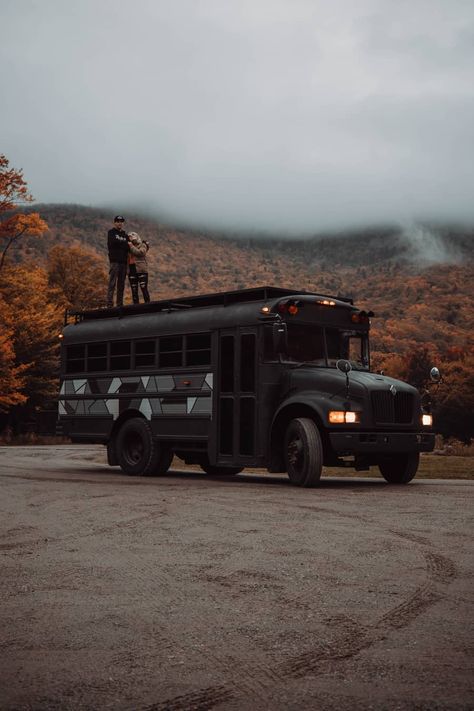 Philadelphia Apartment, Bus Motorhome, School Bus Tiny House, School Bus Camper, School Bus House, Converted School Bus, 200 Dollars, Converted Bus, Old School Bus