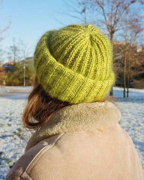 Mohair Beanie, Simple Projects, Crochet Baby Hat, Practical Kitchen, Mode Crochet, Crochet Tools, Hat Ideas, Beautiful Kitchen, Fall Fits