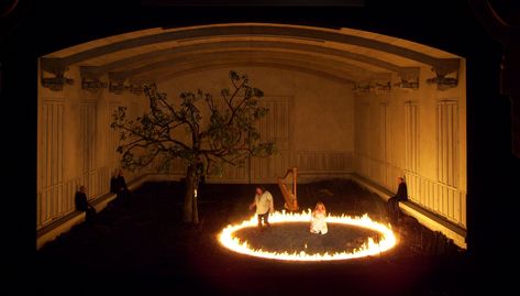 Tannhäuser at the Greek National Opera. Production by Graham Vick. Sets by Paul Brown. Scenic Design Theatres, Theatre Inspiration, Paul Brown, Stage Set Design, Set Design Theatre, Theatre Stage, Theatre Design, Theatre Set, Kamikaze