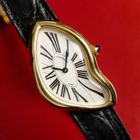 Cartier Crash, Vintage Cartier Watch, Cartier Tank, Jewelry Workshop, Cartier Watch, Classy Jewelry, Funky Jewelry, Watch Collection, High Jewelry