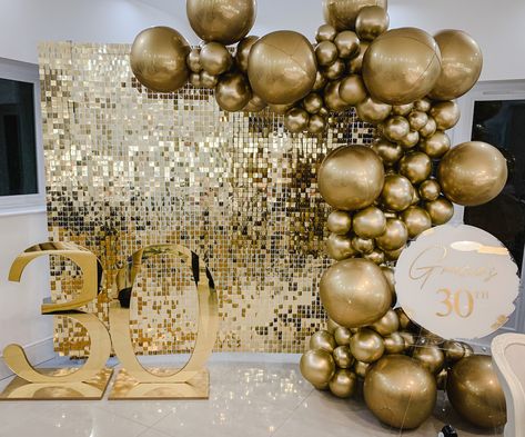 All gold shimmer wall - bespoke numbers & acrylic sign Gold Shimmer Wall, Shimmer Wall Backdrop, Balloons Galore, Deco Ballon, Sequin Wall, Gold Backdrop, Sequin Backdrop, Shimmer Wall, Happy 30th Birthday