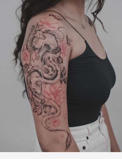 Tatuaje Studio Ghibli, Tattoo Fairy, Dragon Tattoo Arm, Dragon Sleeve Tattoos, Dragon Tattoo For Women, Geometric Tattoo Arm, Men Tattoos, Asian Tattoos, Red Tattoos