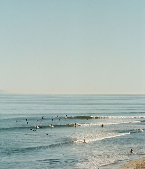 Surfrider Hotel Malibu | Gallery Surf Rider Malibu Hotel, Surfrider Hotel Malibu, Malibu Aesthetics, Malibu Beach Aesthetic, Malibu Photography, Surfrider Malibu, Coastal Granny, West Aesthetic, Malibu Surf