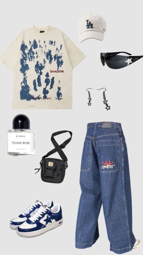 Y2k streetwear grunge baggy blue cargos cream white summer oversized T-shirt accsesorised pintrest outfit idea Streetcore Outfit, Asthetic Outifts Ideas, Mode Hipster, Baggy Clothes, Neue Outfits, Y2k Streetwear, Mein Style, Swaggy Outfits, Casual Style Outfits